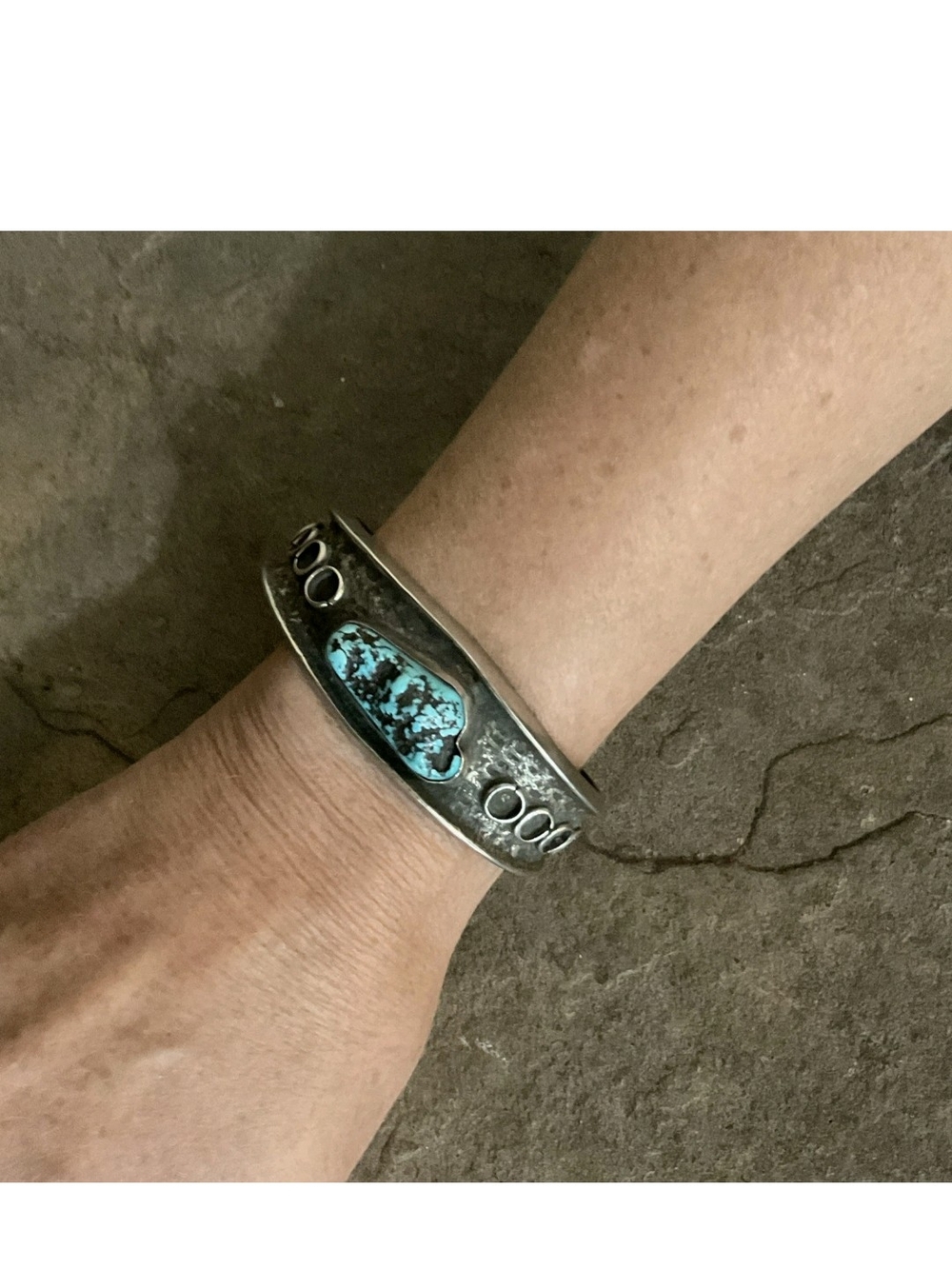 Native American NAVAJO Sterling Silver Natural TURQUOISE Cuff Bracelet Signed